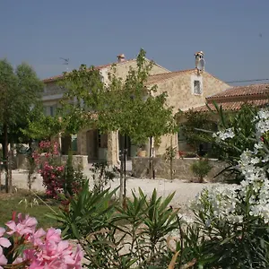 locations-des-alpilles.fr-provencehotel.com/